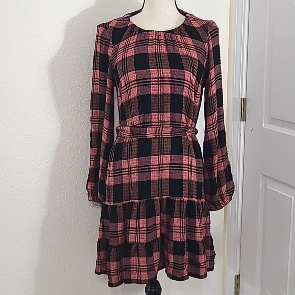 ANTHROPOLOGIE CLOTH & STONE Watermelon/Black Long Sleeve Dress w/Ruffle, size XS